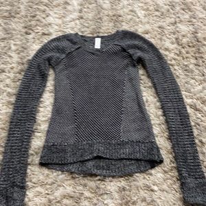Ivivva Girls Sweater with key hole for thumb sz 10